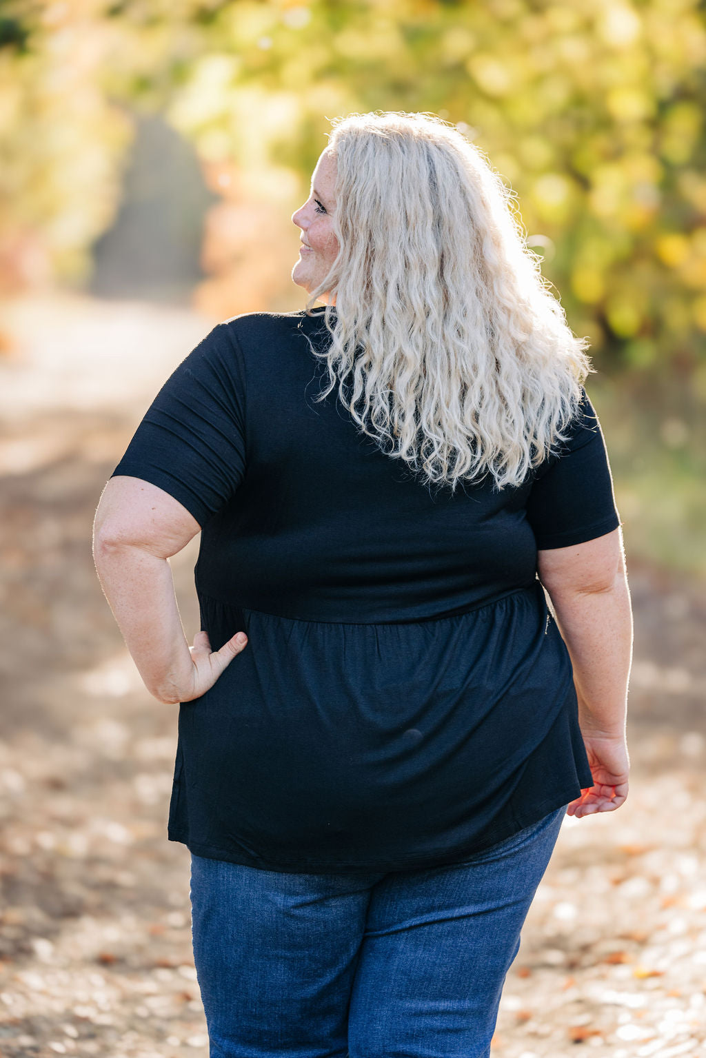 IN STOCK Sarah Ruffle Short Sleeve - Black | Women's Top