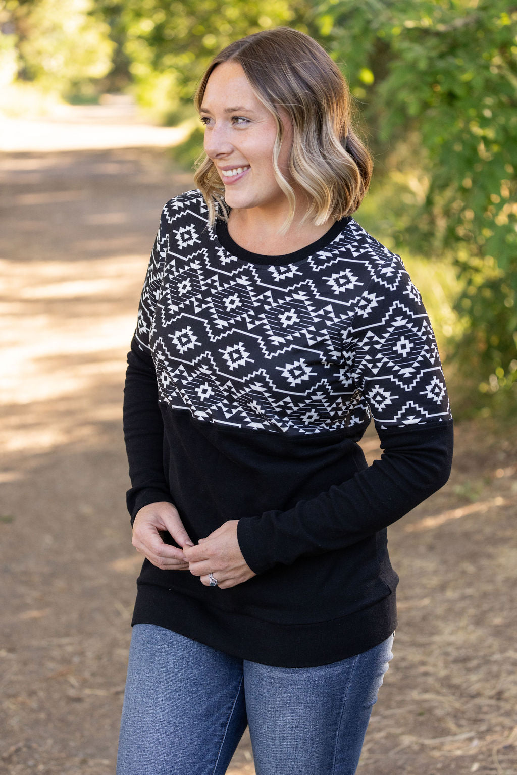 IN STOCK Natalie Pullover - Black Geometric