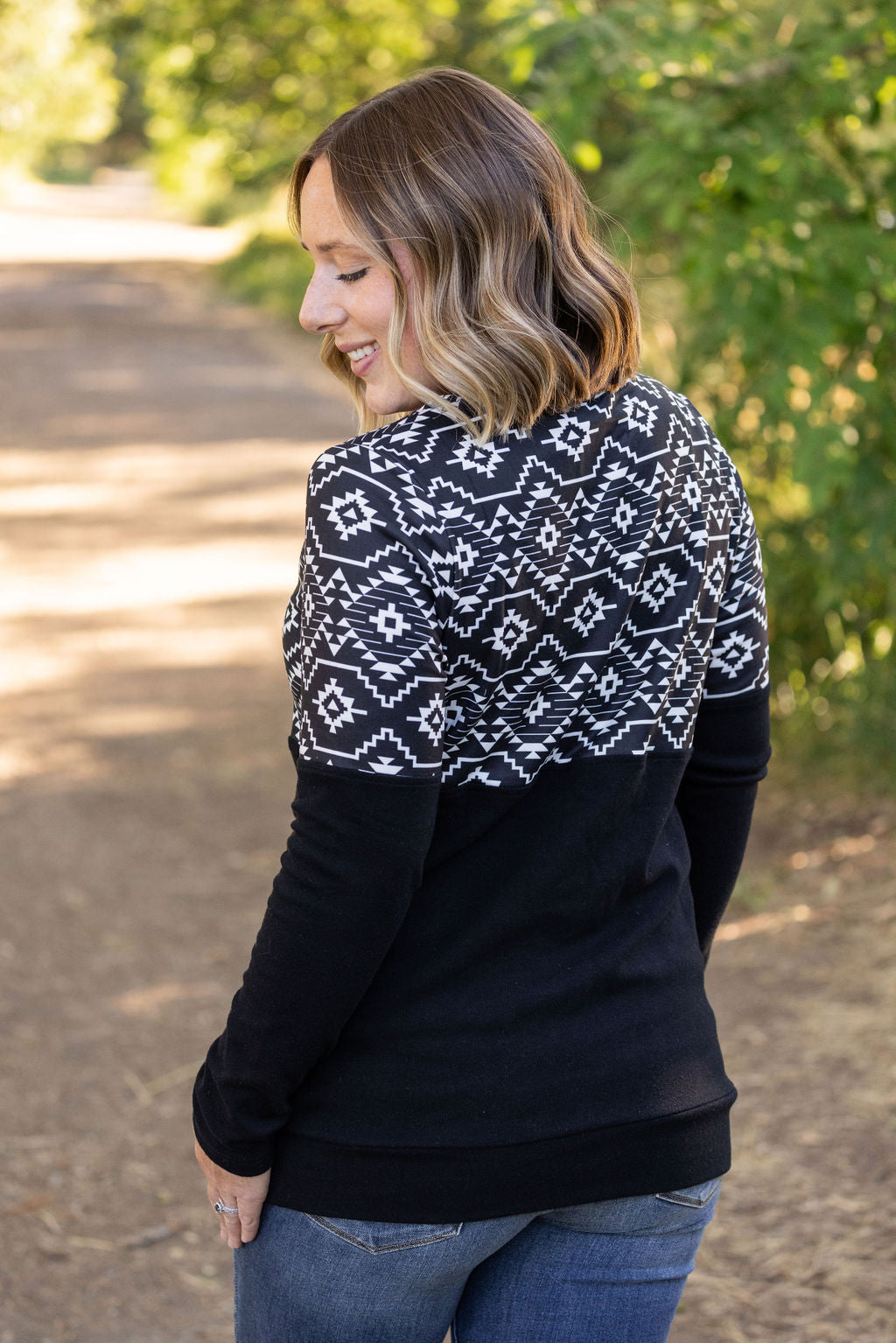 IN STOCK Natalie Pullover - Black Geometric