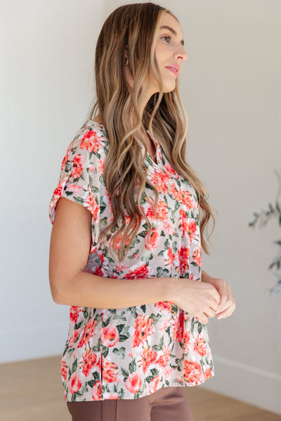 Lizzy Cap Sleeve Top in Coral and Beige Floral