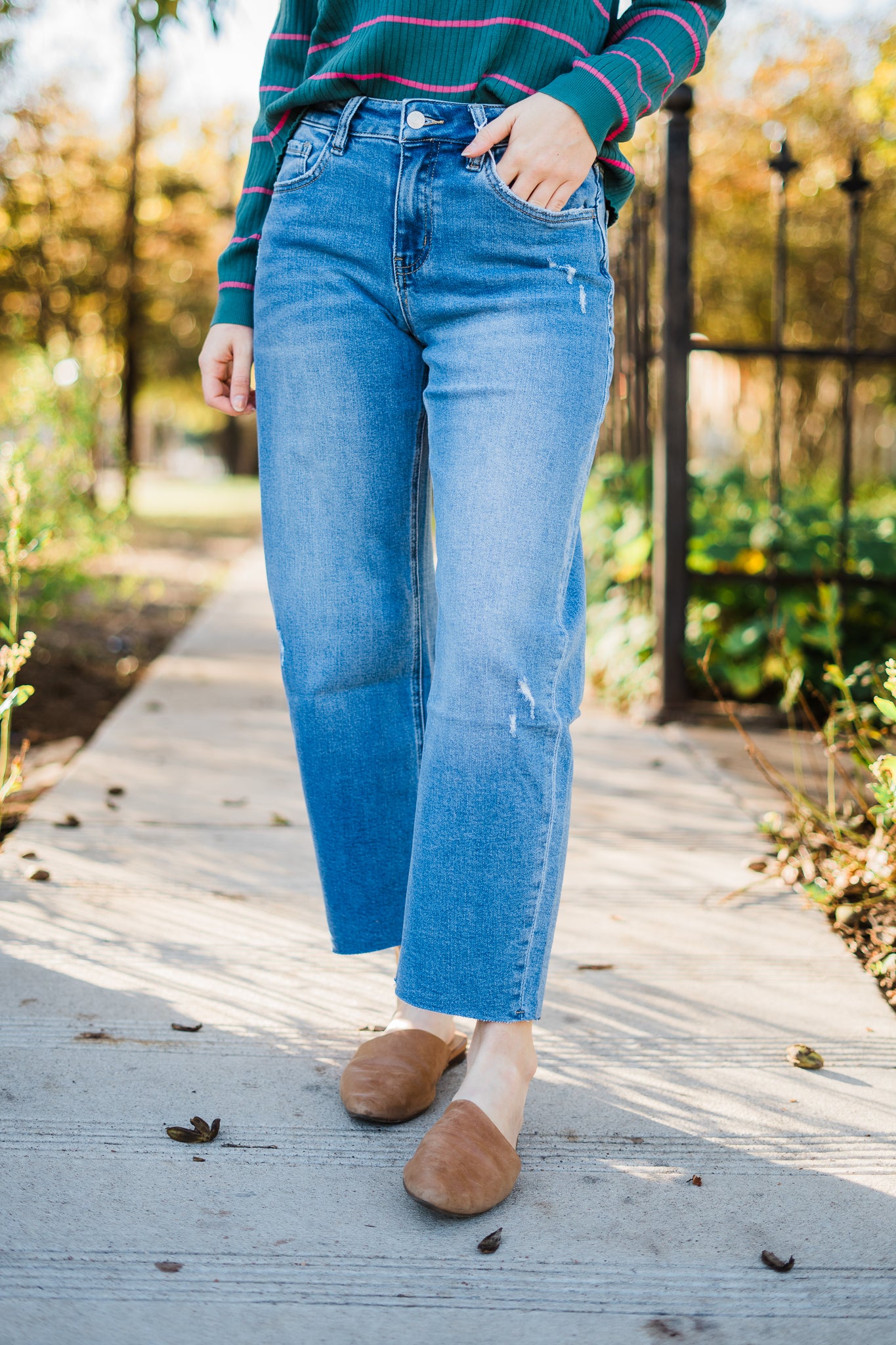 High Rise Mid Barrel Jeans