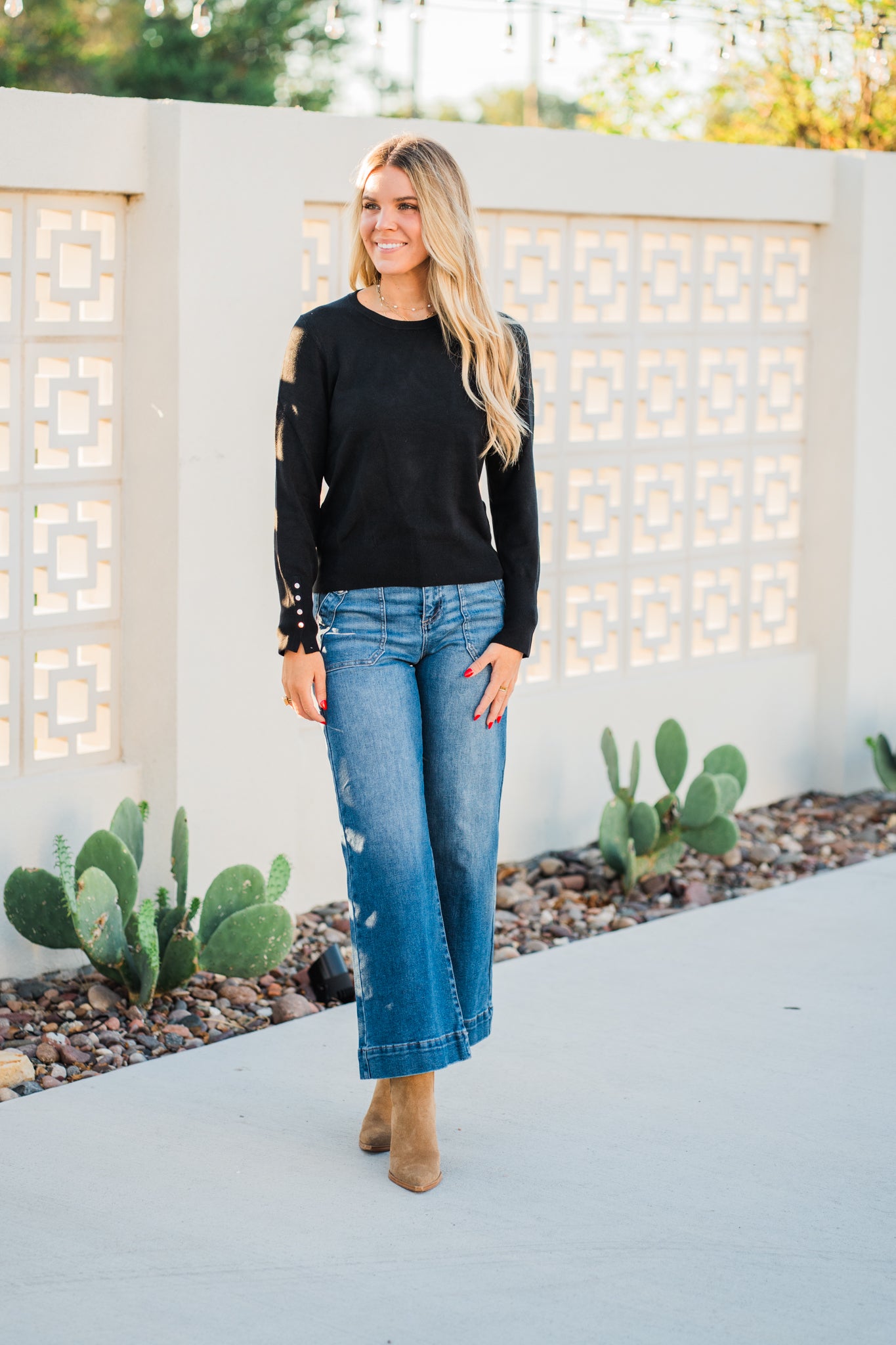 Signature Button Cuff Top- Black