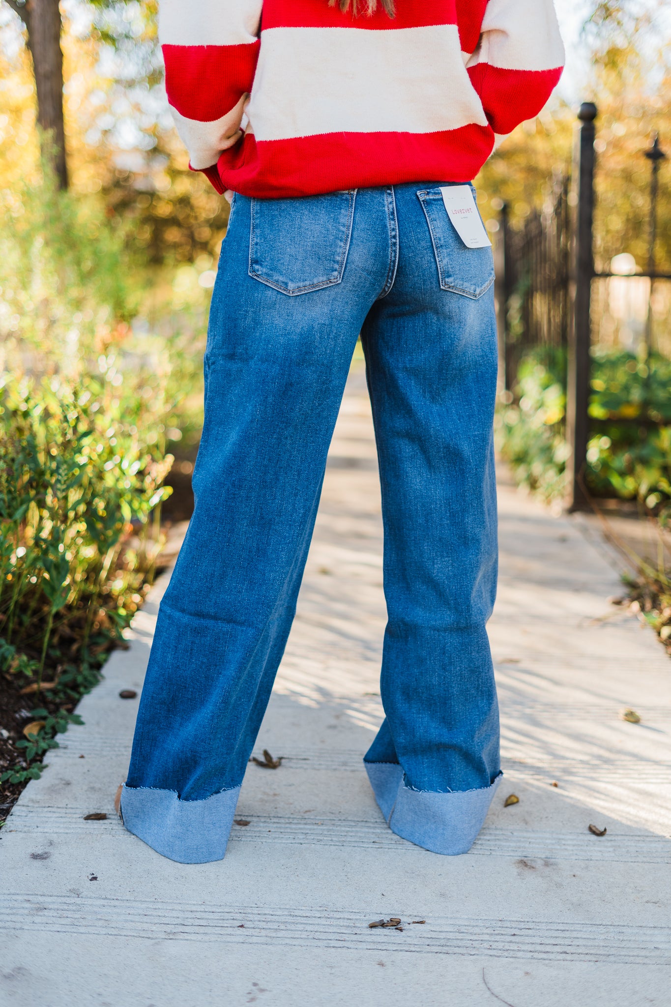 High Rise Cuffed Wide Jeans