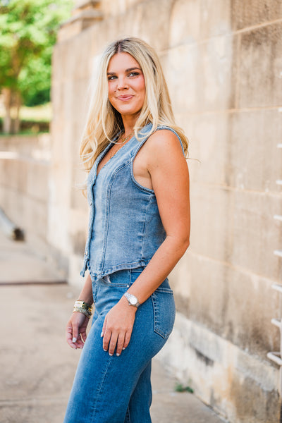 Risen V-Neck Button Down Vest