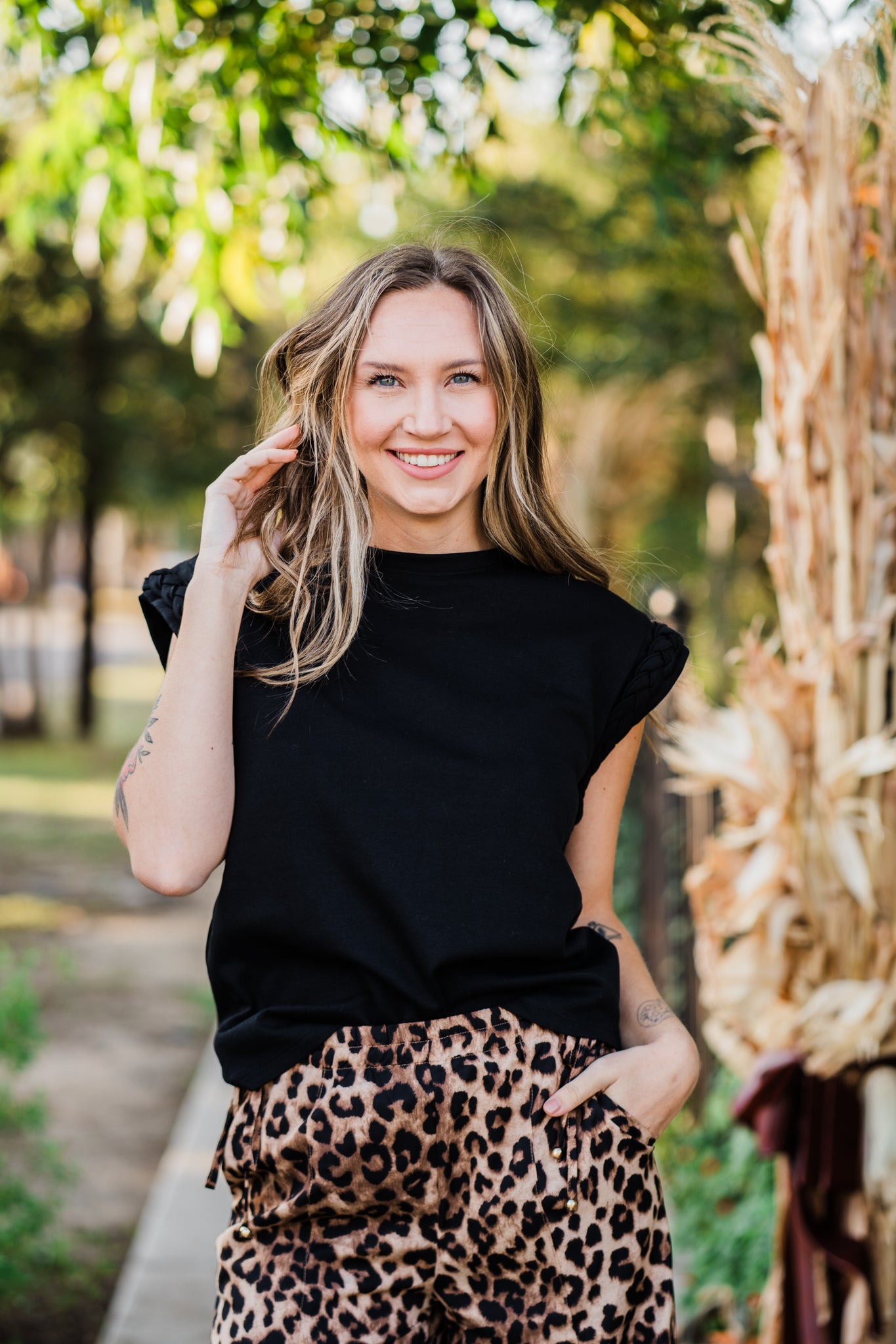 Black Short Sleeve Braided Top