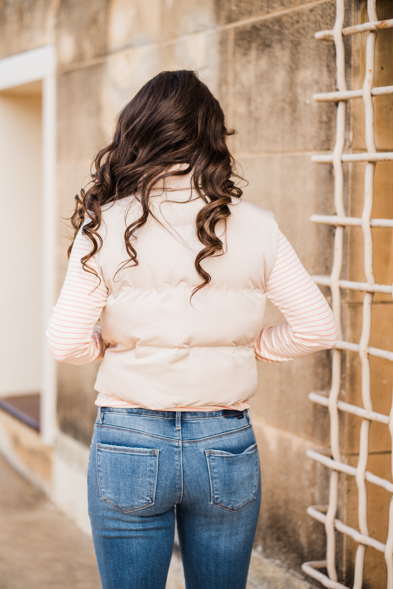 Issey Vest- Cream