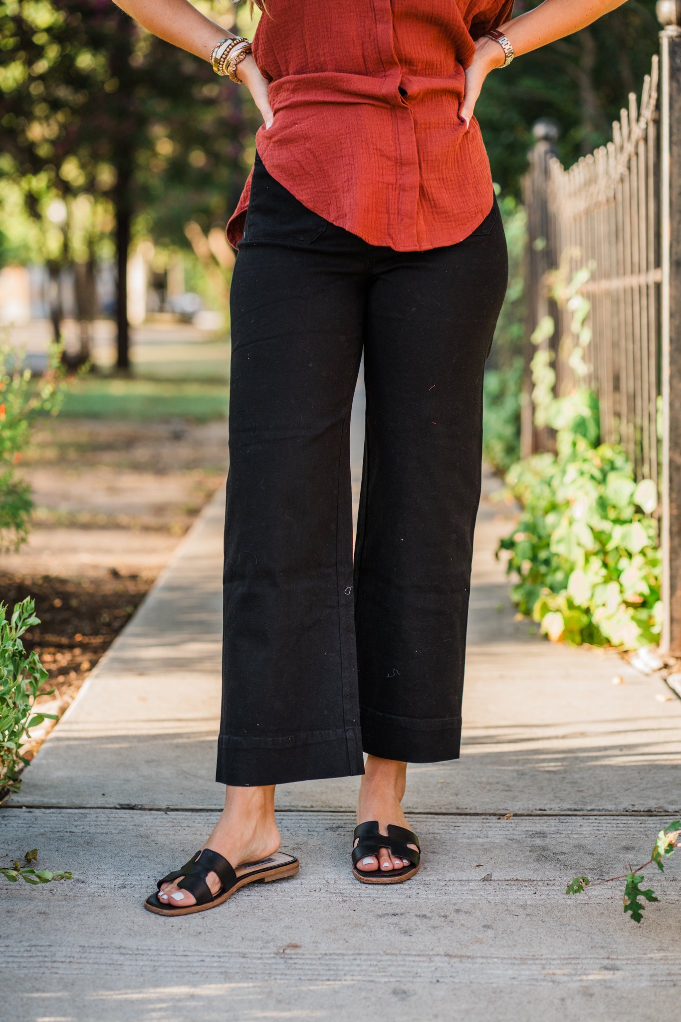 The Ridge Wide Leg Jean – Coal Black