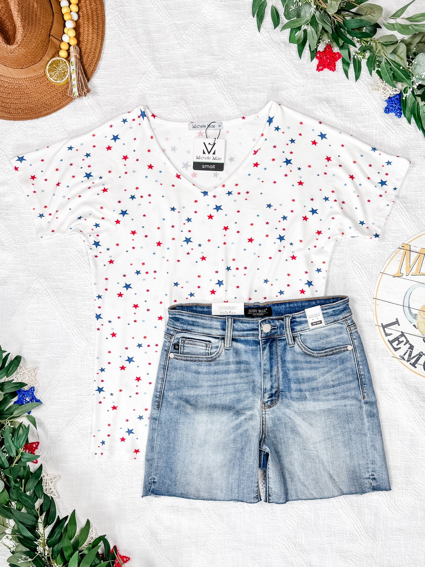 IN STOCK Chloe Cozy Tee - White Liberty Stars