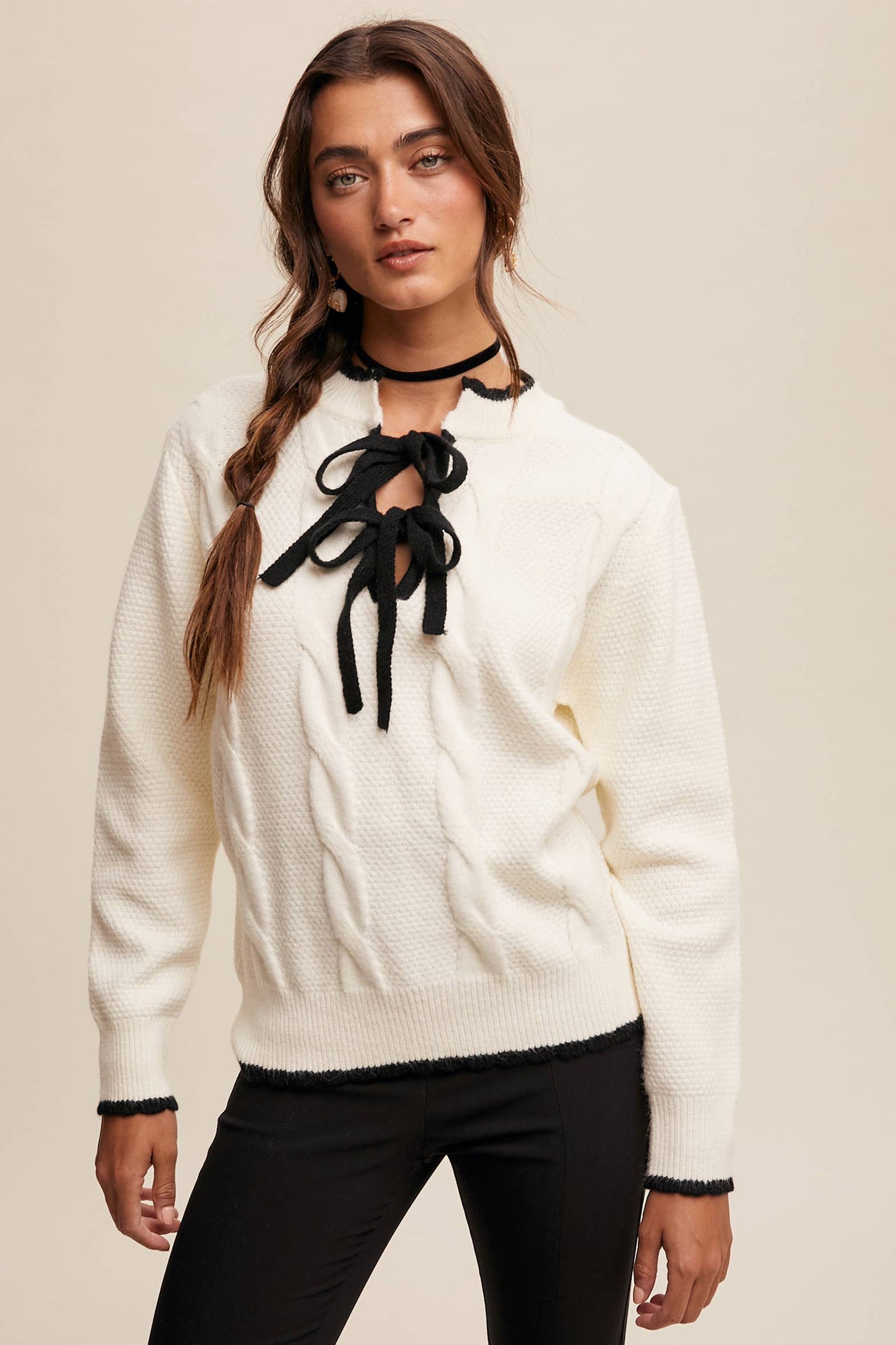 Contrast Bow-Tie Knit Pullover Sweater