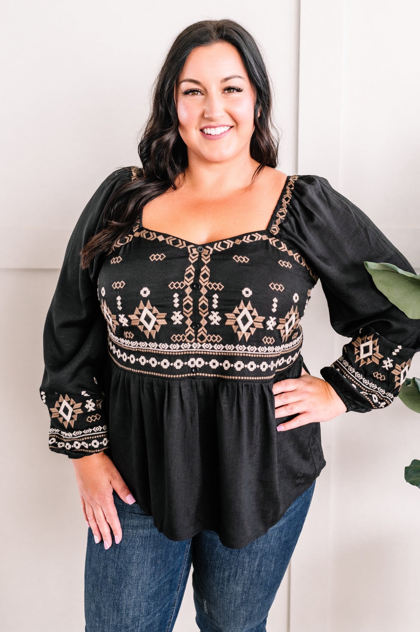 Embroidered Sweetheart Top In Taupe & Black
