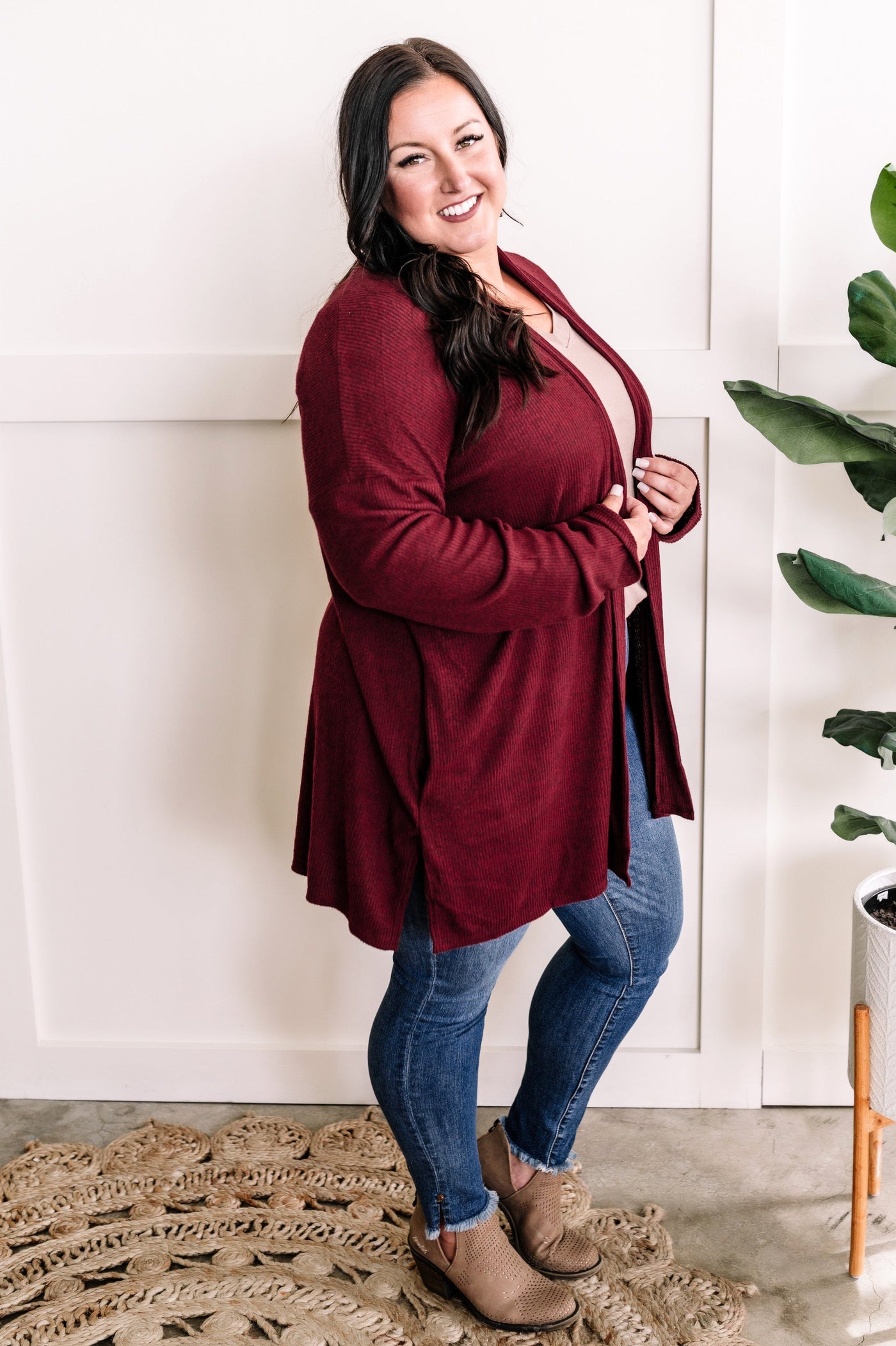 Cashmere Soft Open Front Cardigan With Pockets In Rich Heathered Burgundy
