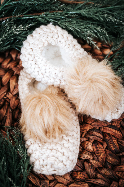 Knitted Slippers With Pompom Detail In Natural