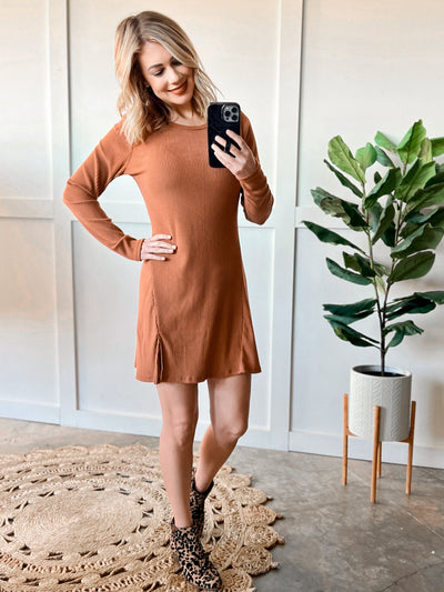 Ribbed Long Sleeve Dress With Slit Detail In Pumpkin Spice