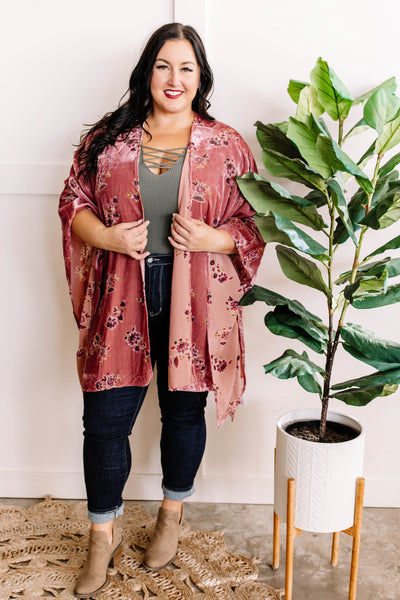 Ultra Soft Velvet Floral Kimono In Dusty Pink